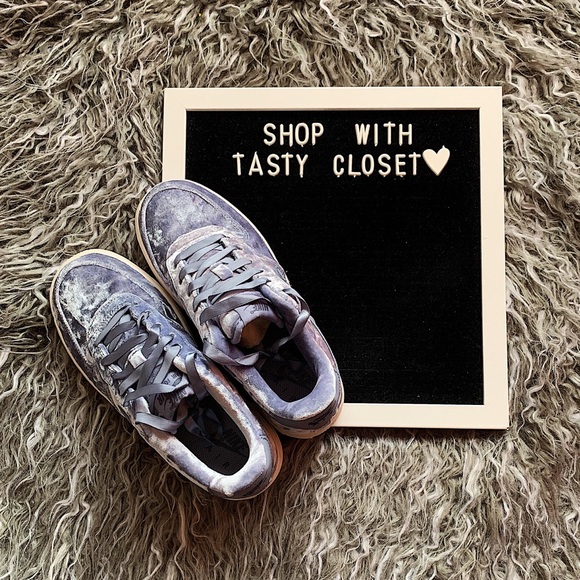 Nike velvet air force 1 LV8 sneakers - Picture 5 of 8